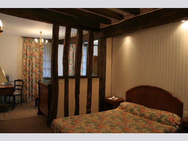 Le Moulin Des Ruats Hotell Avallon Eksteriør bilde